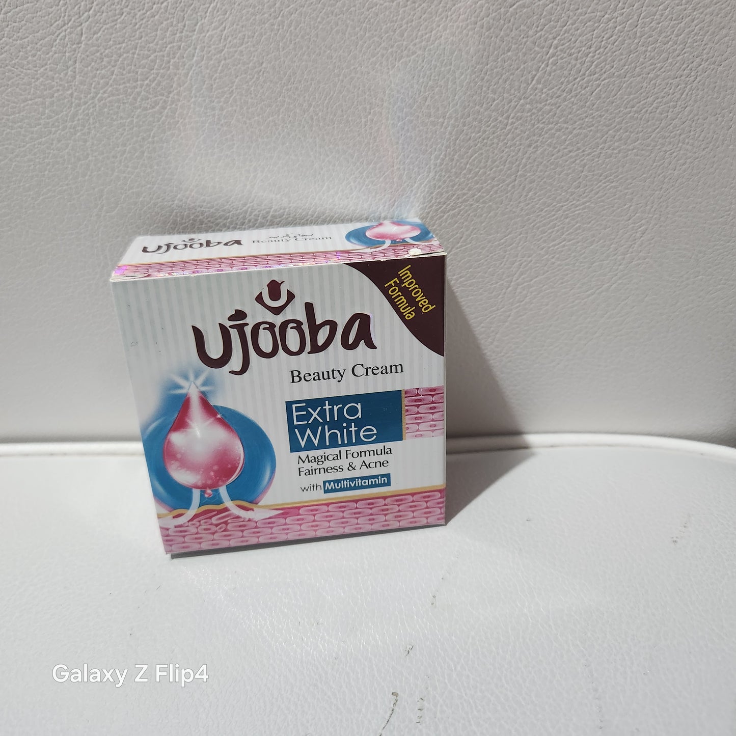 Ujooba Extra White Beauty Cream with Multivitamin for Fairness & Acne Treatment