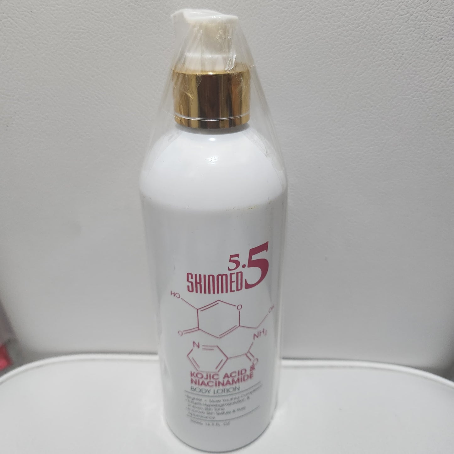 Skinmed 5.5 Kojic Acid and Niacinamide Body Lotion 500ml - Moisturizer for Radiant Skin Care - Cosmetic