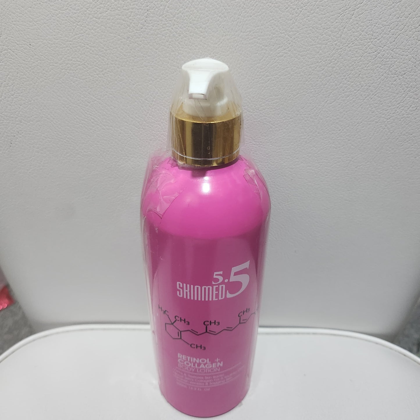 Skinmed 5.5 Body Lotion Retinol + Collagen 500ML Hydrating Moisture Moisturizers for Radiant Skin
