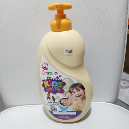 Unique Kids & Teens Brightening Natural Calendula Body Wash 1000ml x 1