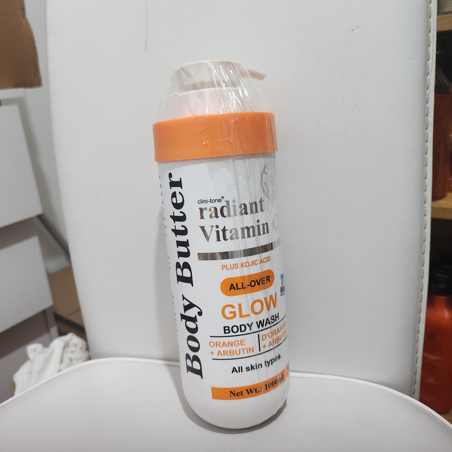 Clinitone Radiant Vitamin C Glow Body Butter Shower Gel  1000ml .