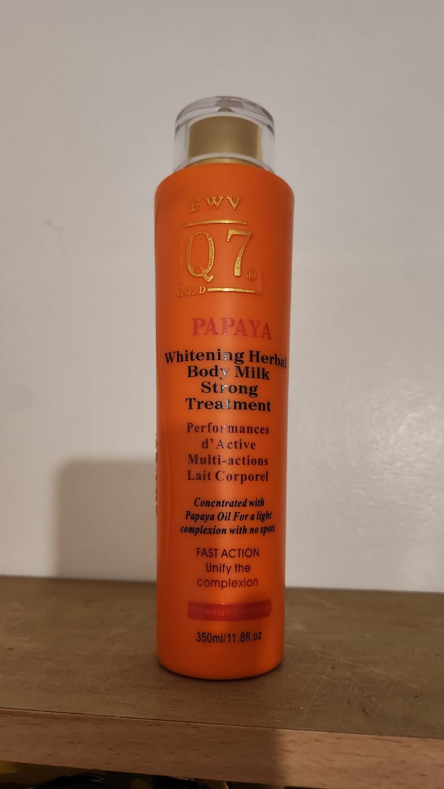 Q7 Gold Papaya Whitening Herbal Body Milk Strong Treatment Fast Action Lait Corporel 350ML Hydrating Moisturizing Skin Repair