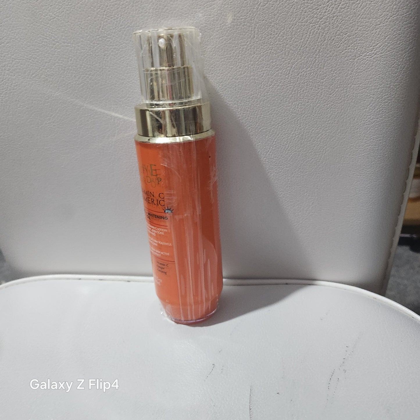 Active Caviar Drip Vitamin E & C Oil for Radiant Skin Care with Antioxidant Properties Enhances Skin Glow