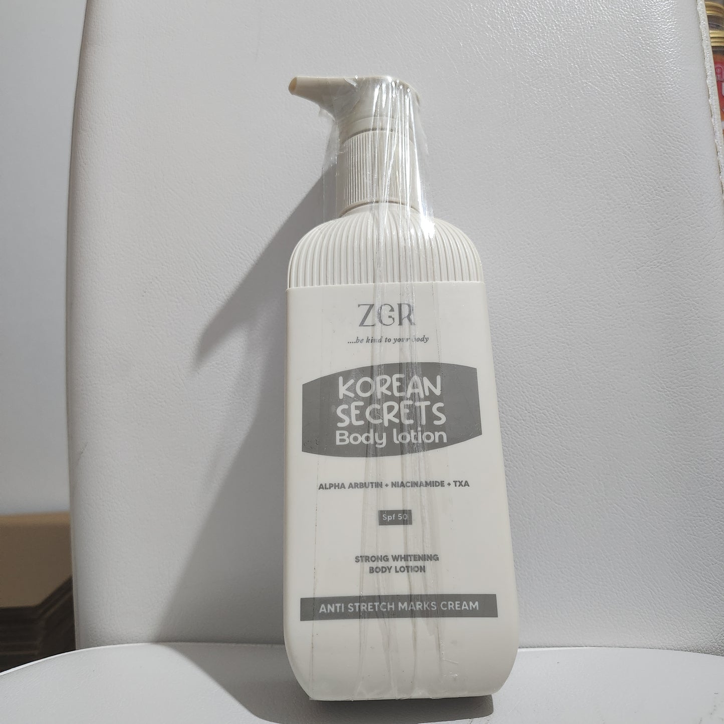ZGR Korean Secrets Body Lotion - Alpha Arbutin Hacilamide Tea - Strong Whitening Anti Stretch Marks Cream