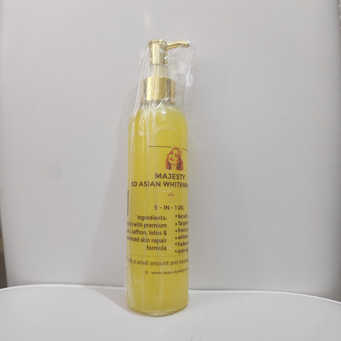 Majesty Asian Whitening 5-in-1 Oil for Skin Repair and Anti-Aging Formula with Premium Ingredients