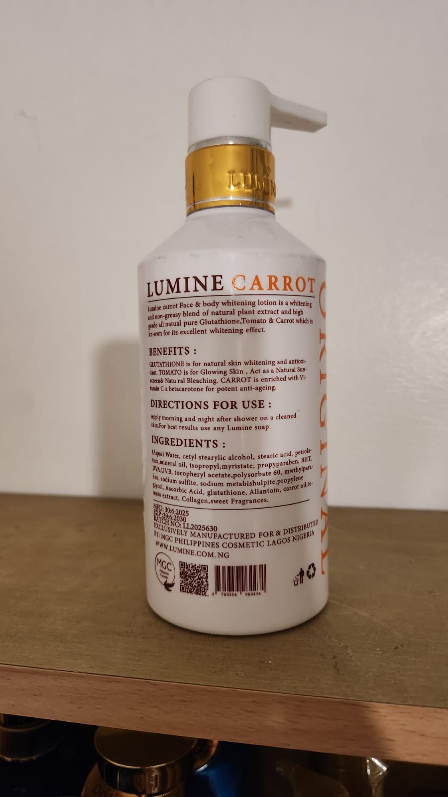 Lumine Gold Carrot Extra Strong Whitening Body Lotion Original 500ml X1 Anti Aging for All Skin Types