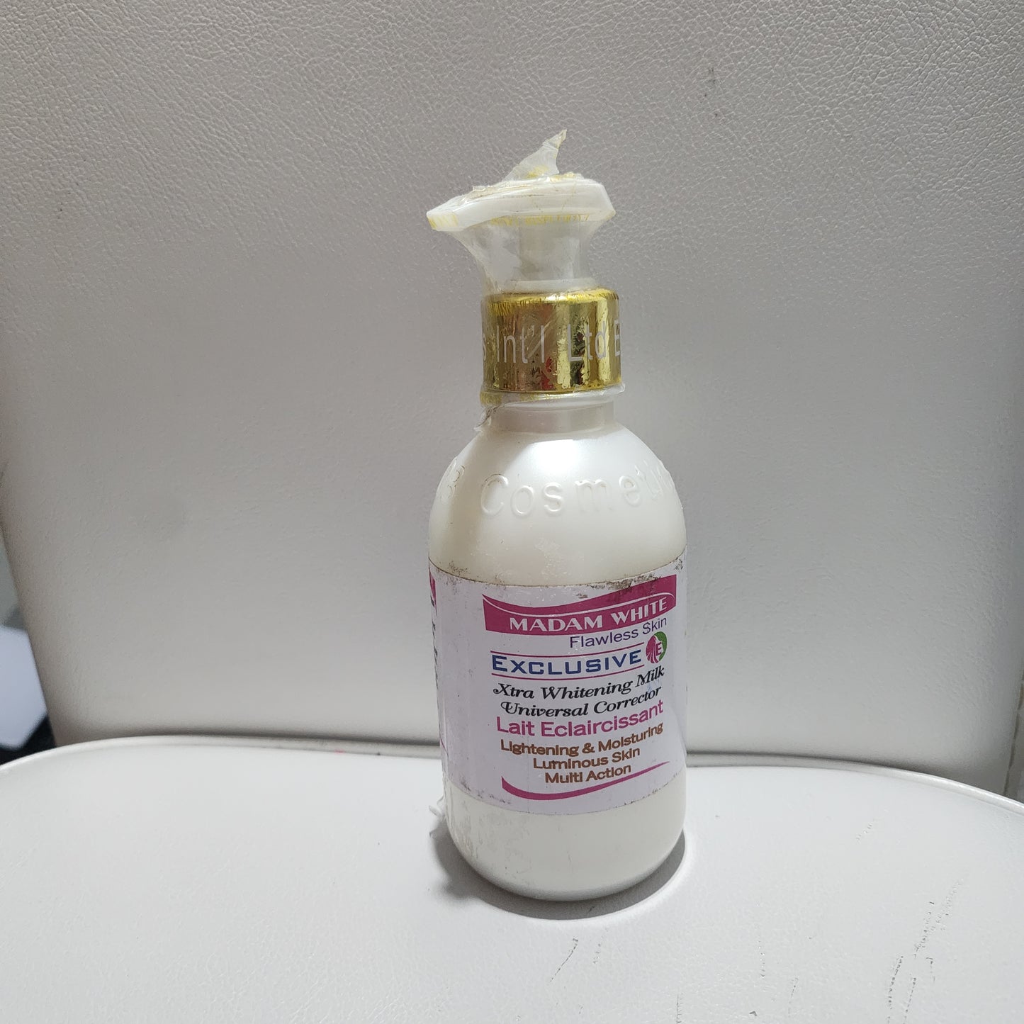 Madam White Exclusive Body Milk 250ml