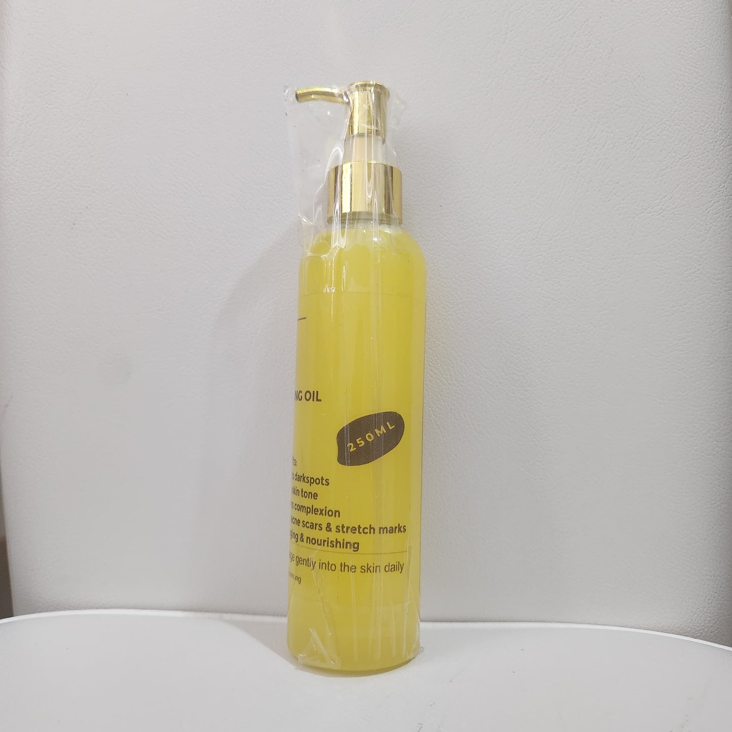 Majesty Asian Whitening 5-in-1 Oil for Skin Repair and Anti-Aging Formula with Premium Ingredients