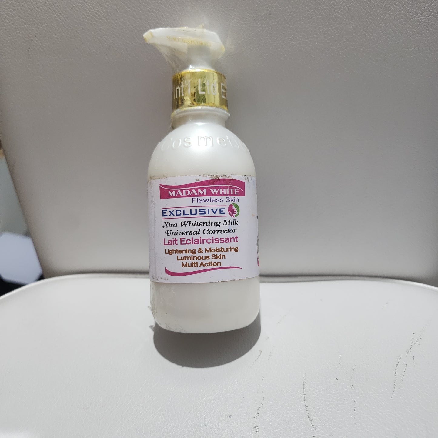 Madam White Exclusive Body Milk 250ml