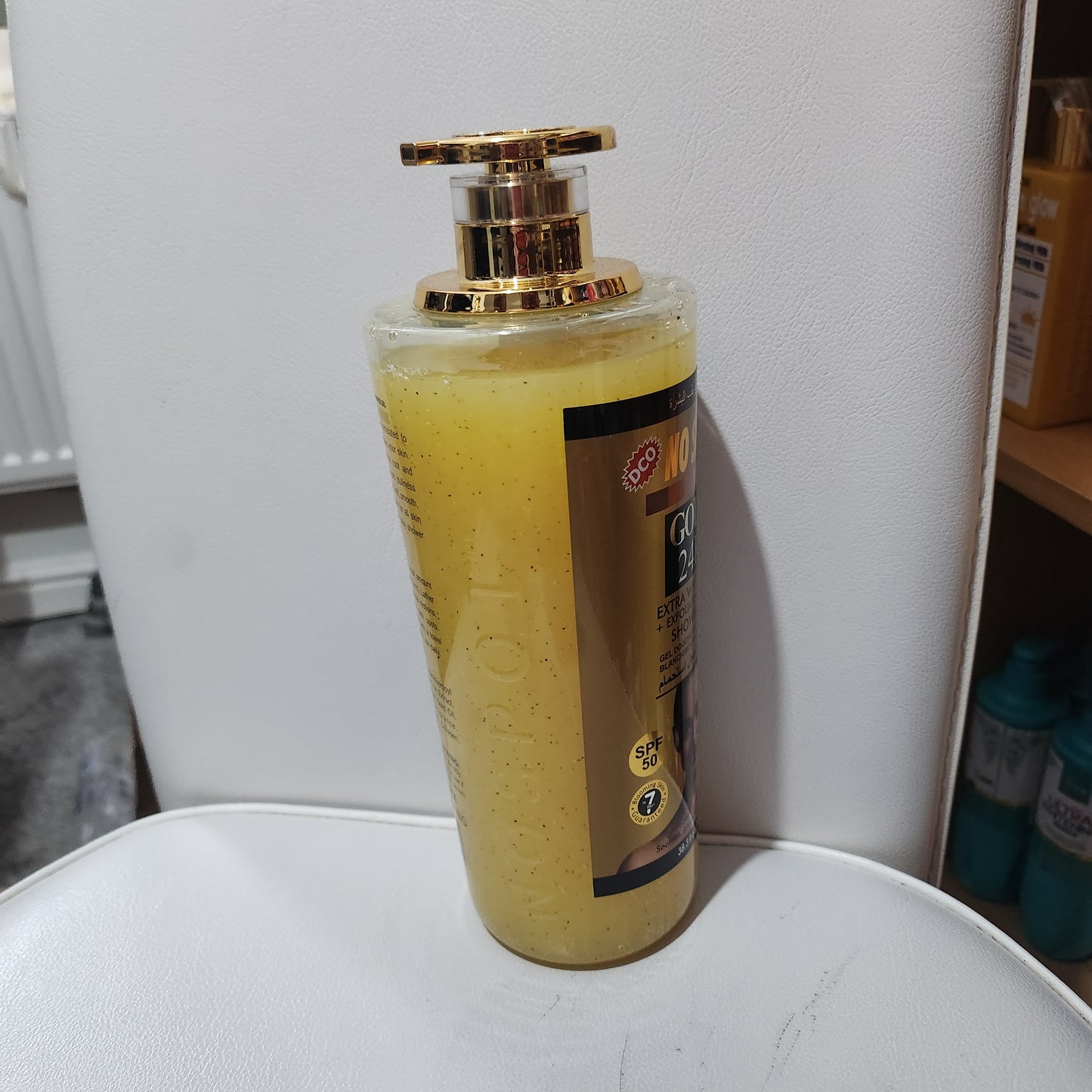 No Spot Gold 24K Extra Whitening Exfoliating Scrub Shower Gel 1000ml for Radiant Skin Care