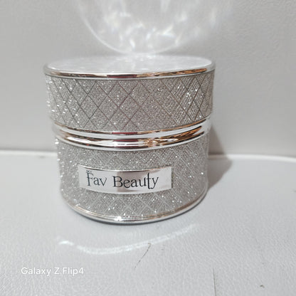 Fav Beauty Face Cream with Elegant Design and Silver Accents for Radiant Skin Care