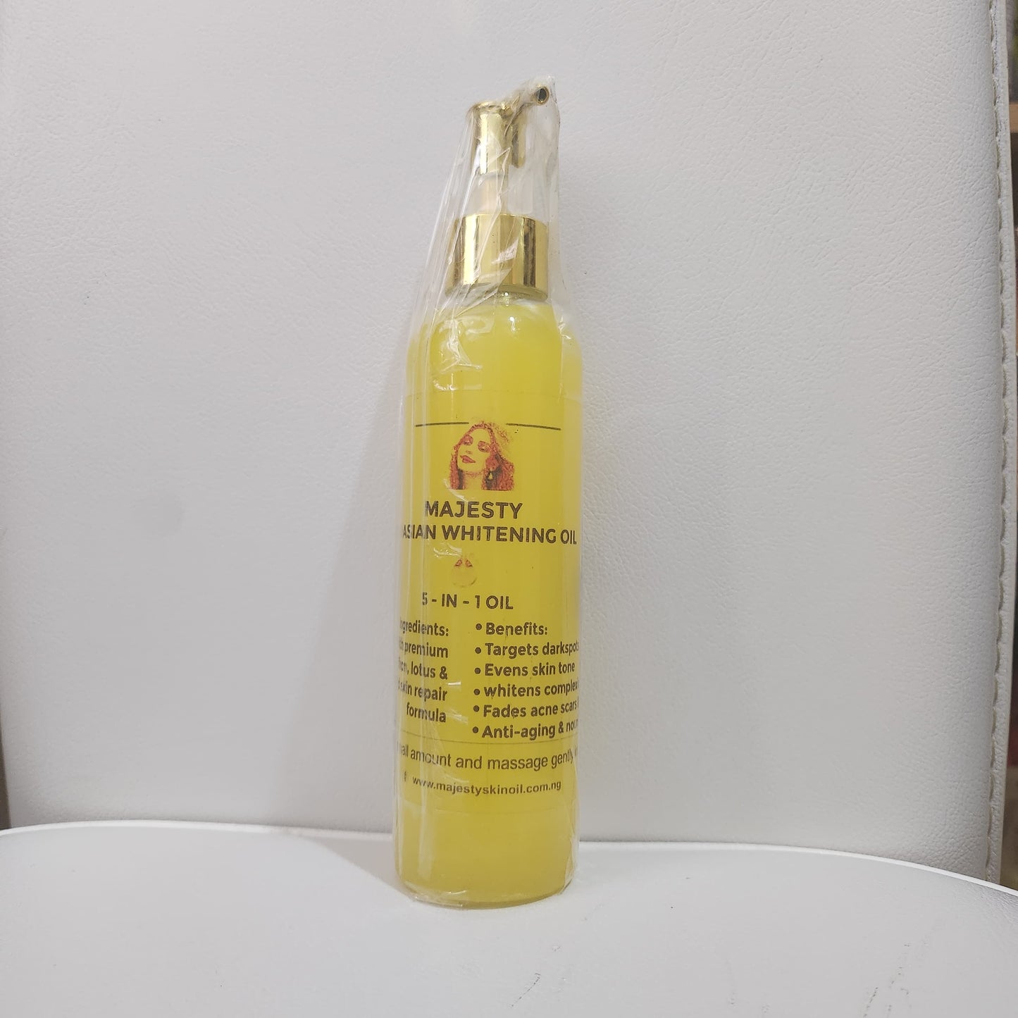Majesty Asian Whitening 5-in-1 Oil for Skin Repair and Anti-Aging Formula with Premium Ingredients