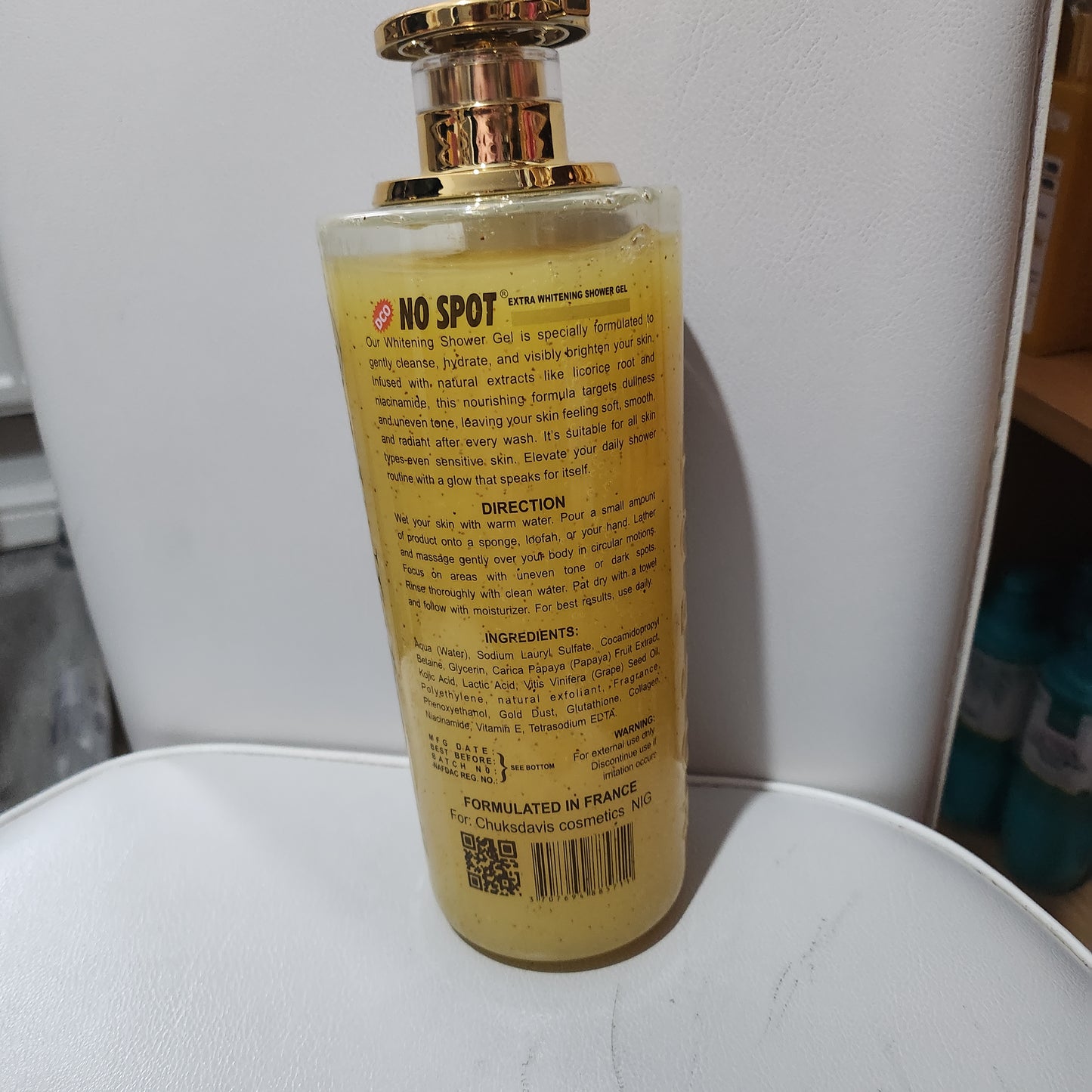 No Spot Gold 24K Extra Whitening Exfoliating Scrub Shower Gel 1000ml for Radiant Skin Care