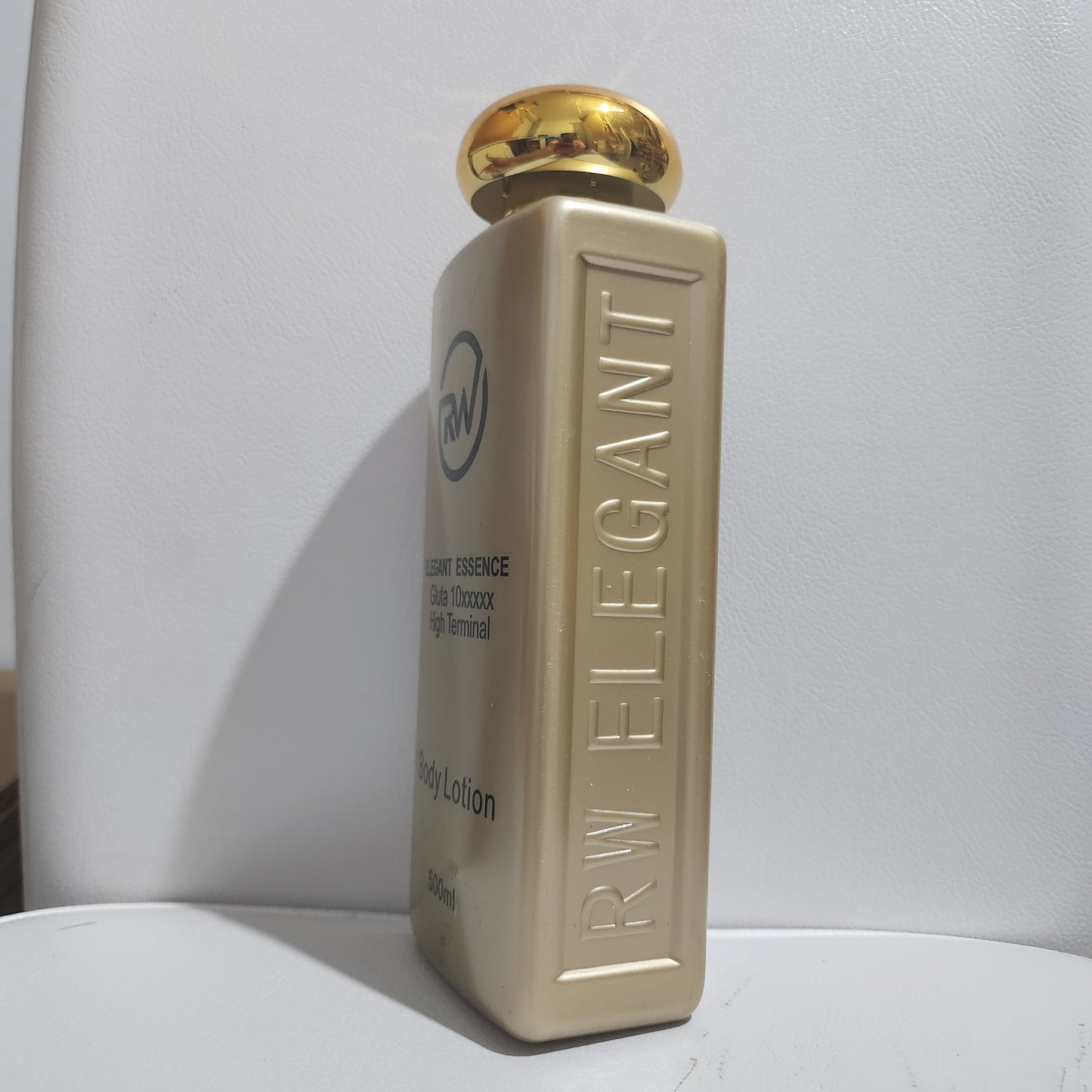 RW Elegant Essence Gluta Body Lotion 500ml